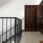 Elegant Apartment At Chiaia By Wonderful Italy