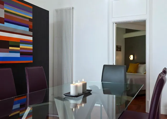 Elegant Apartment At Chiaia By Wonderful Italy