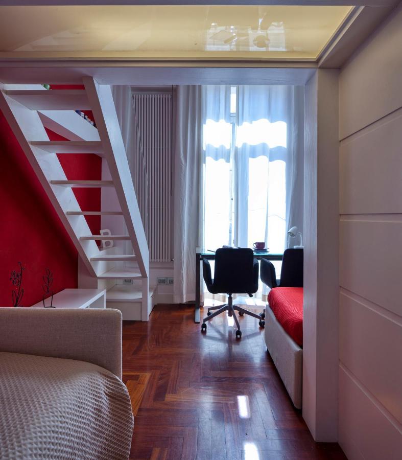 Appartement Elegant At Chiaia By Wonderful Italy *