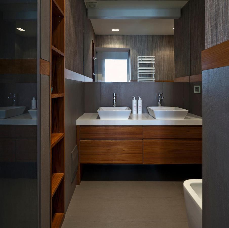 Appartement Elegant At Chiaia By Wonderful Italy *